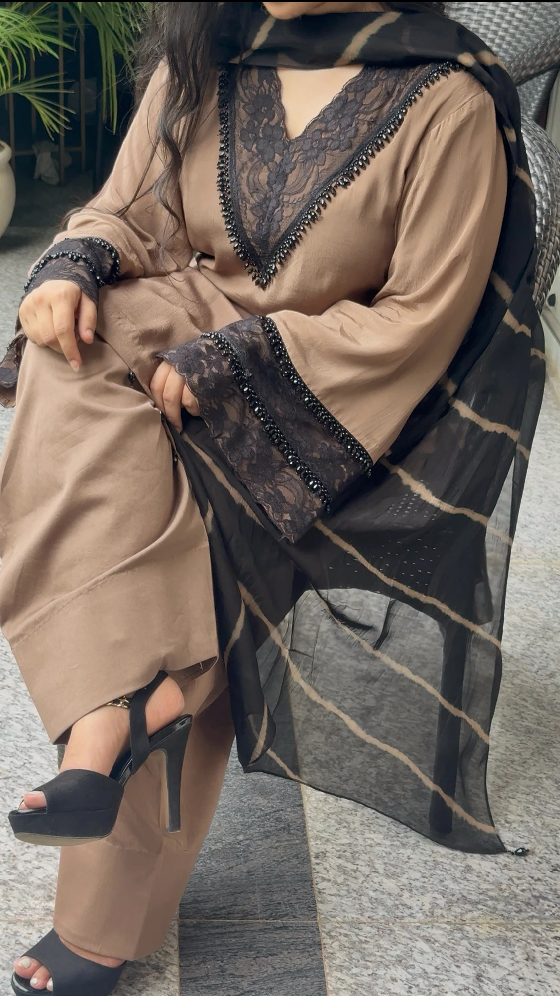 Mocha Noir Farshi Set 7