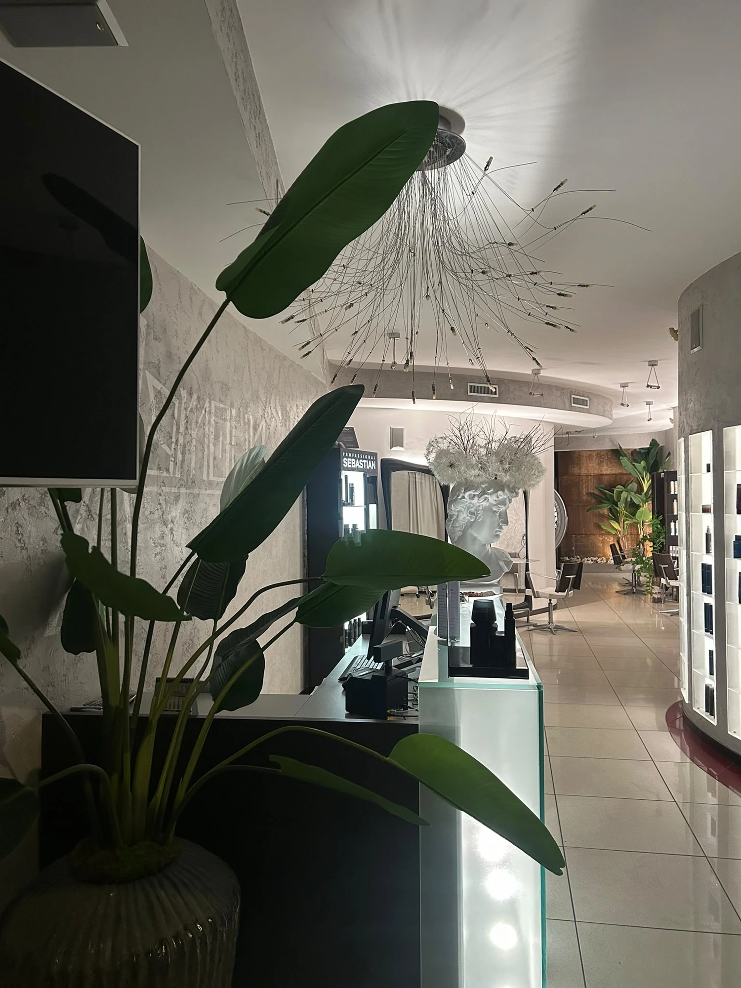 Interno del salone Glamour Parrucchieri