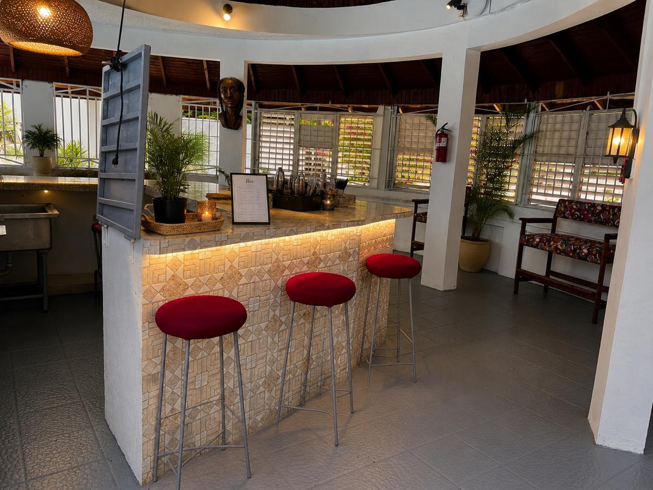 Bar Social